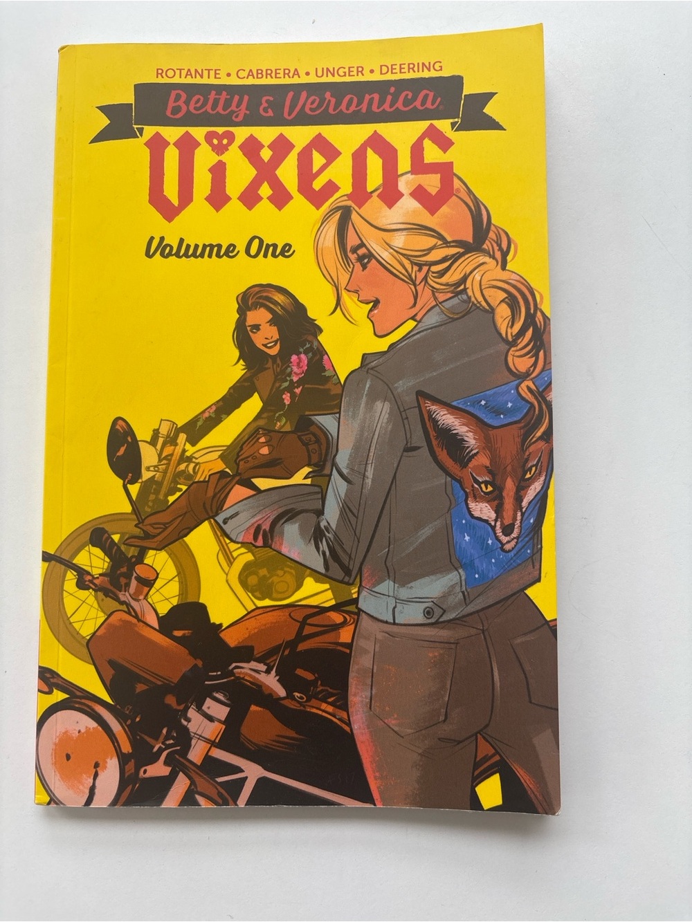Betty & Veronica: Vixens Vol. 1 Graphic Novel